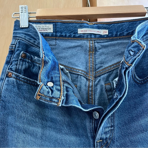 SOLD - Picture 4 of 7